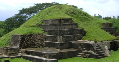 Estructura 7 del Sitio Arqueológico San Andrés