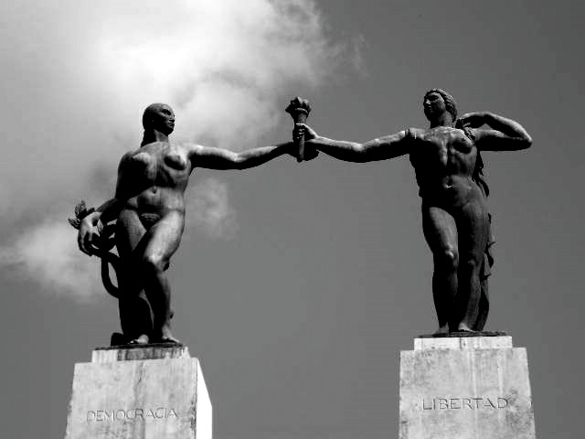 Democracia y libertad
