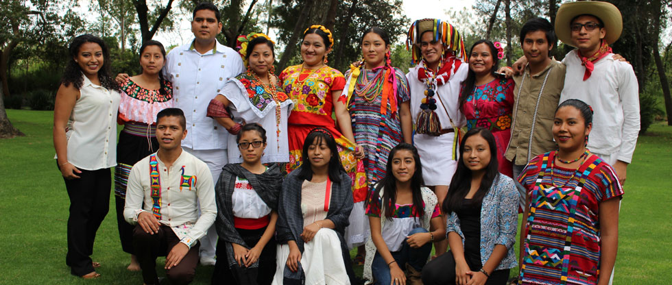 La diversidad cultural de los becarios indígenas y afrodescendientes de la UNAM
