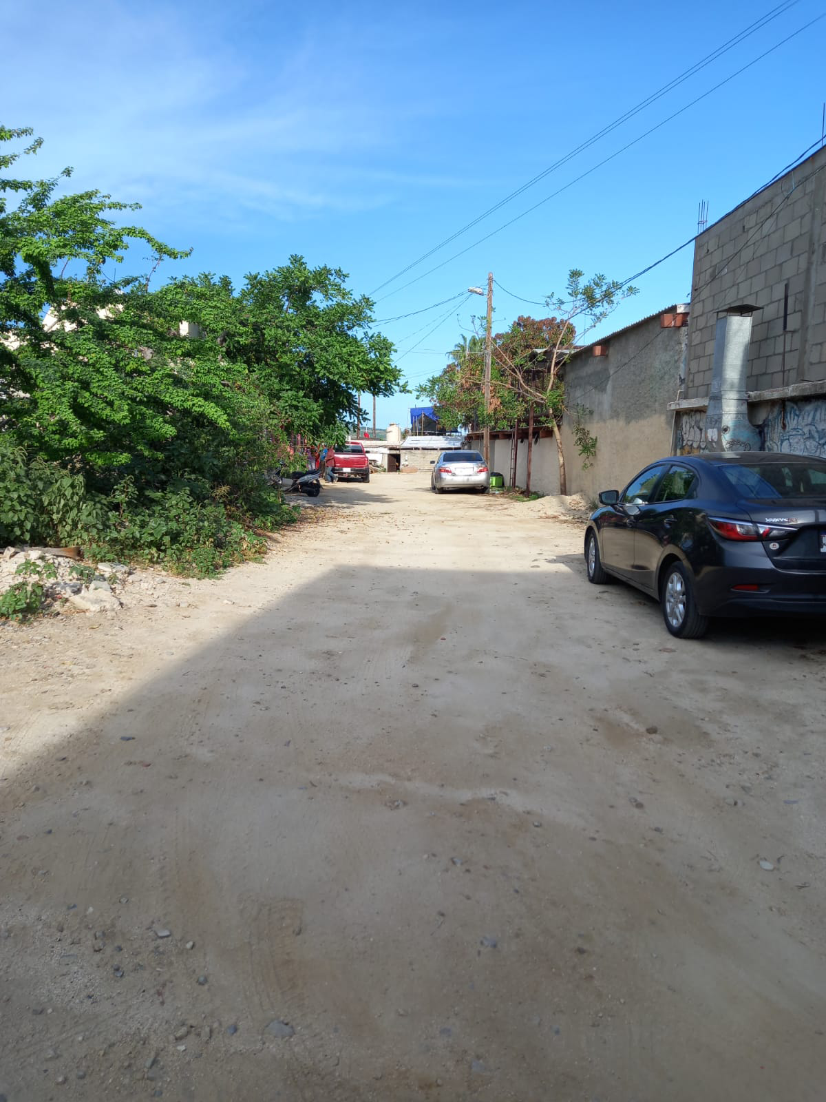 Calle cerrada en la colonia rosarito